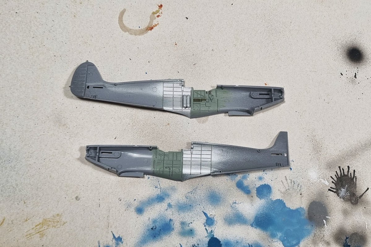 AirPowerHistory's tweet image. Trying to get back in the groove, so I have dig out an old project - the Spitfire. Did some airbrushing - painted the rear of the cockpit an aluminium shade. I am a bit rusty with my airbrushing! #spitfire #airbrushing #scalemodelling