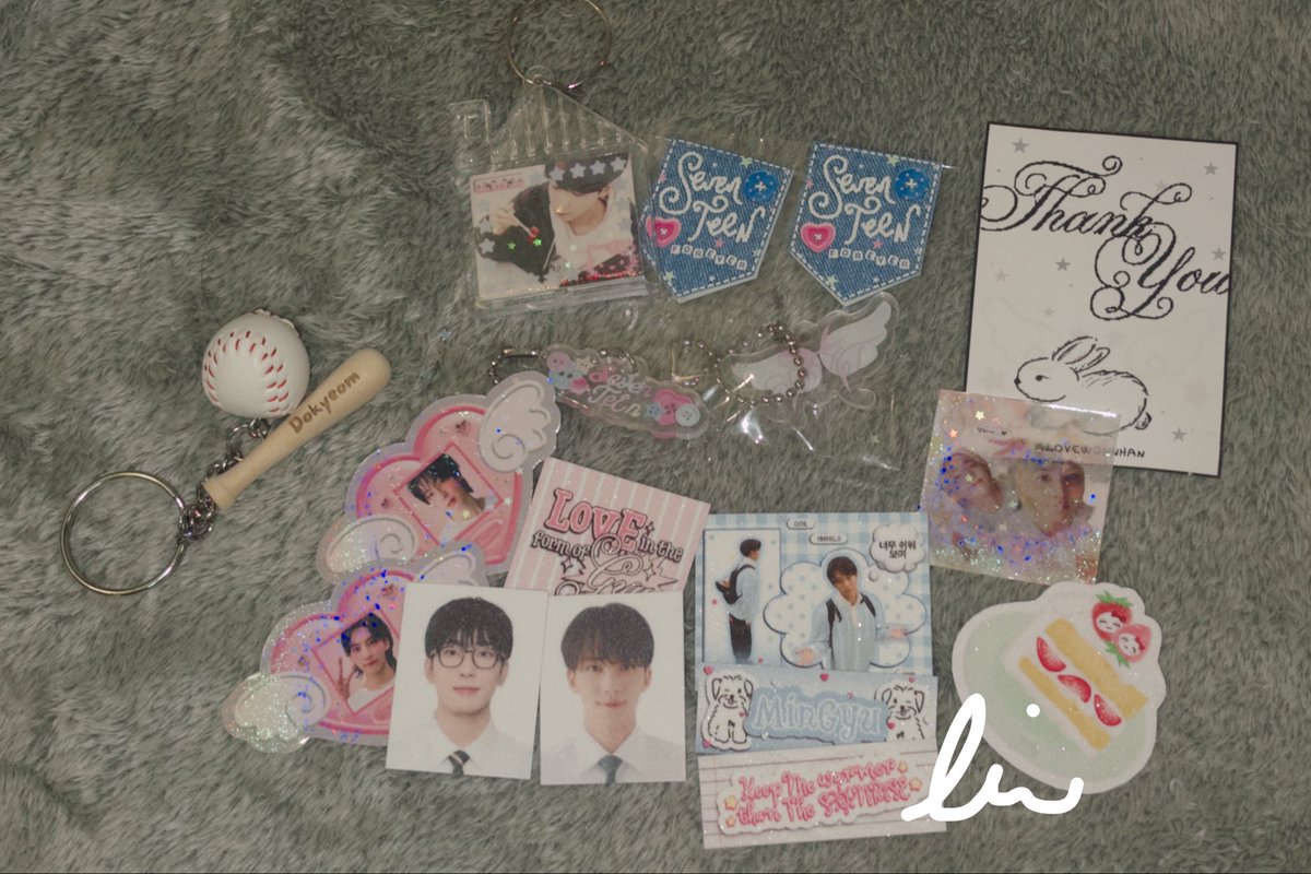 hongnyeongz's tweet photo. β #snshmails π
from: @L0VEWONHAN πͺ½
cutesy stuffs went home today π©· thank you soso much!! i loveee everything!! https://t.co/rHB5jnAsFn