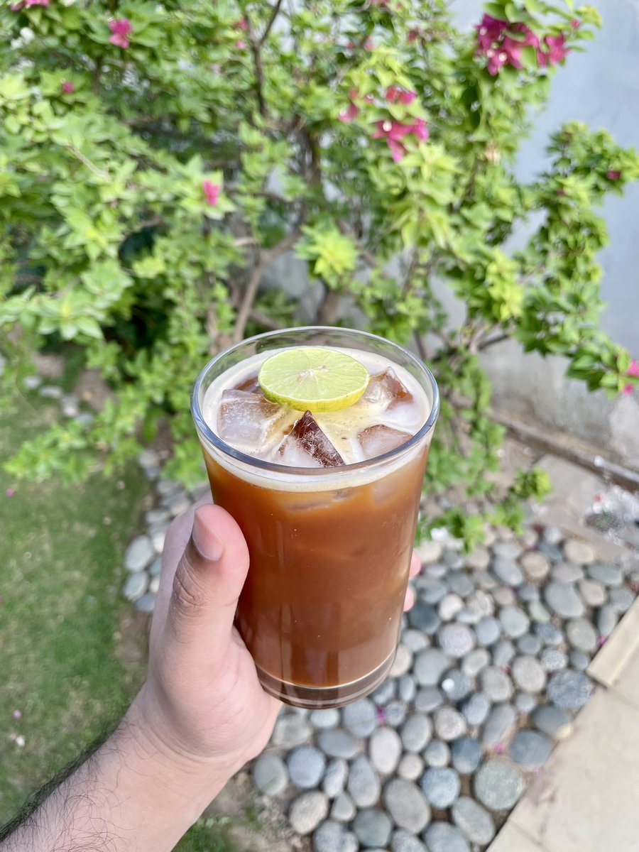 Omnomnom tweet media