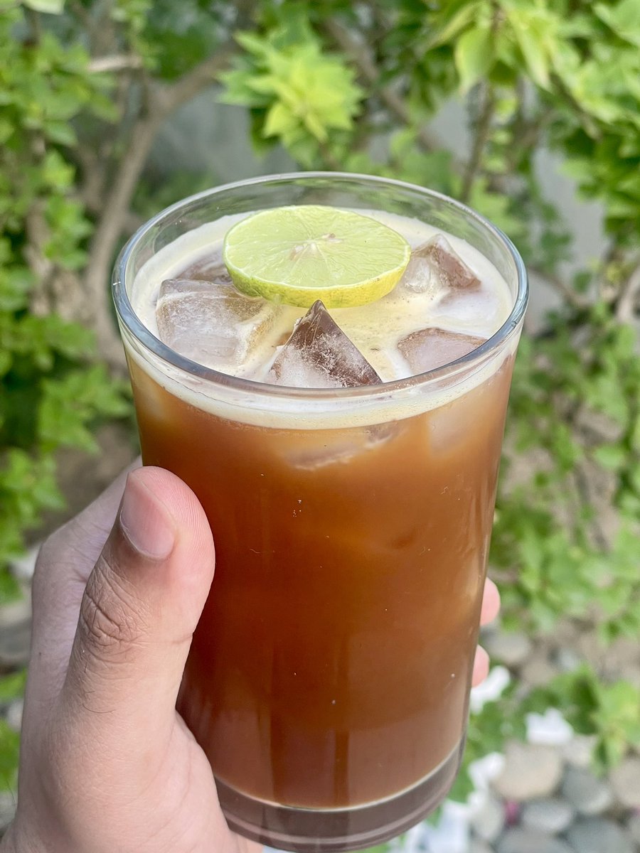 Omnomnom tweet media