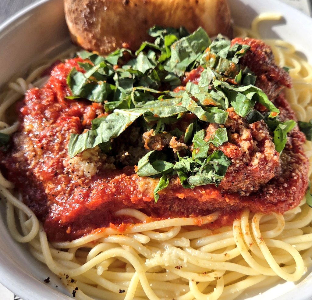 Ht_Gourmet's tweet image. Spaghetti bolognese.
#spaghetti #pasta #foodpic
