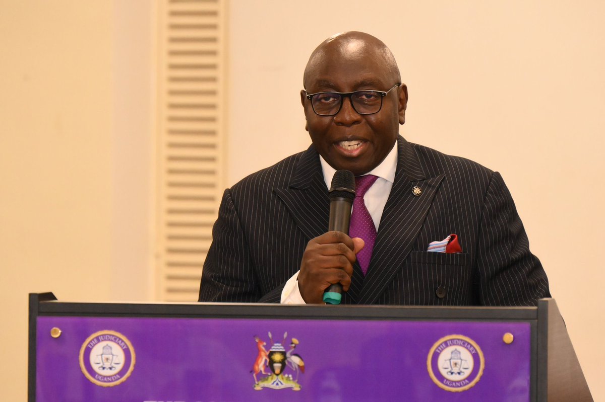 ChimpReports tweet media