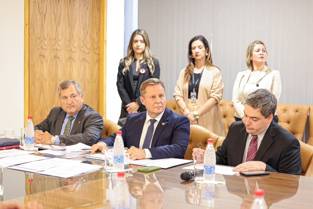 🚨Planteamiento de suspensión de matrículas en la “mafia de los pagarés” viola garantías constitucionales y criminaliza el ejercicio de la abogacía

📝La propuesta de suspender a todos los abogados procesados en el caso “mafia de los pagarés” colisiona con el derecho a la
