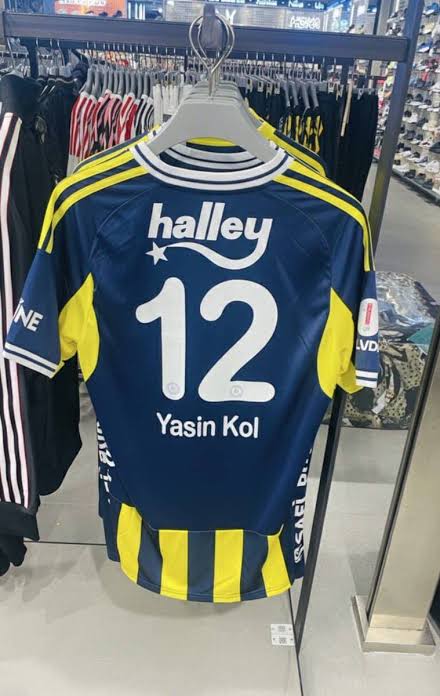Galatsrysevgisi's tweet photo. #YasinKoluİstemiyoruz https://t.co/rJnbGwpOMd