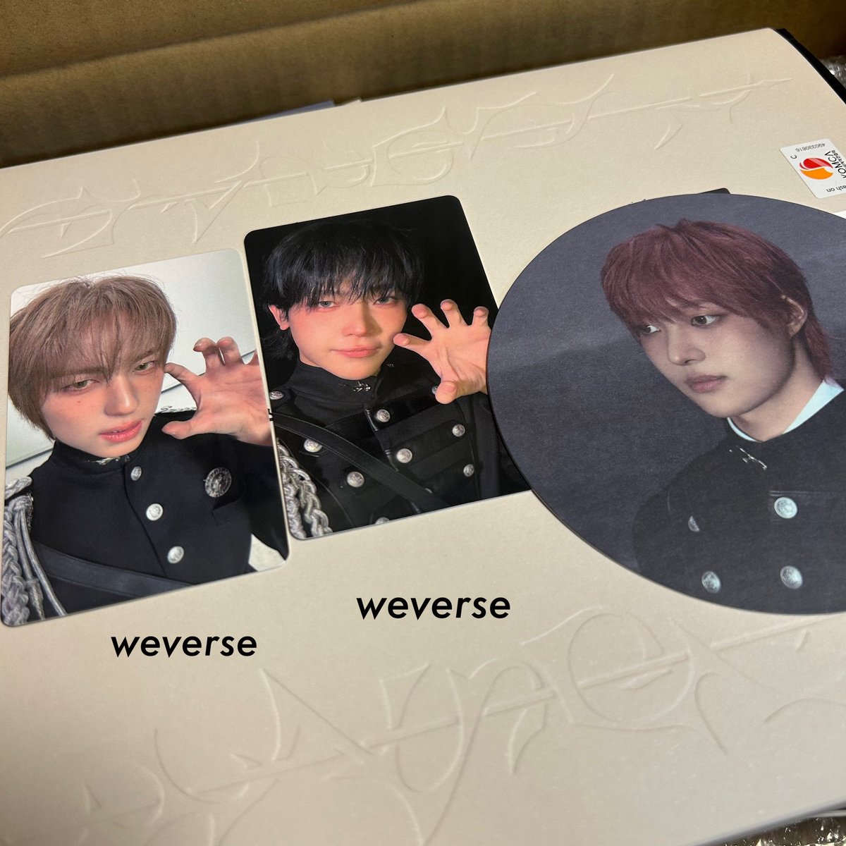 𝙠𝙤𝙣𝙖 tweet media