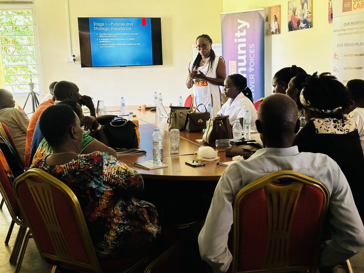 ahfugandacares's tweet image. The training is equipping selected community power voices with the knowledge and skills to amplify community voices, promote service uptake and drive meaningful change at grassroots level.

#Communities at the forefront 

#CommunitiesTakingLead