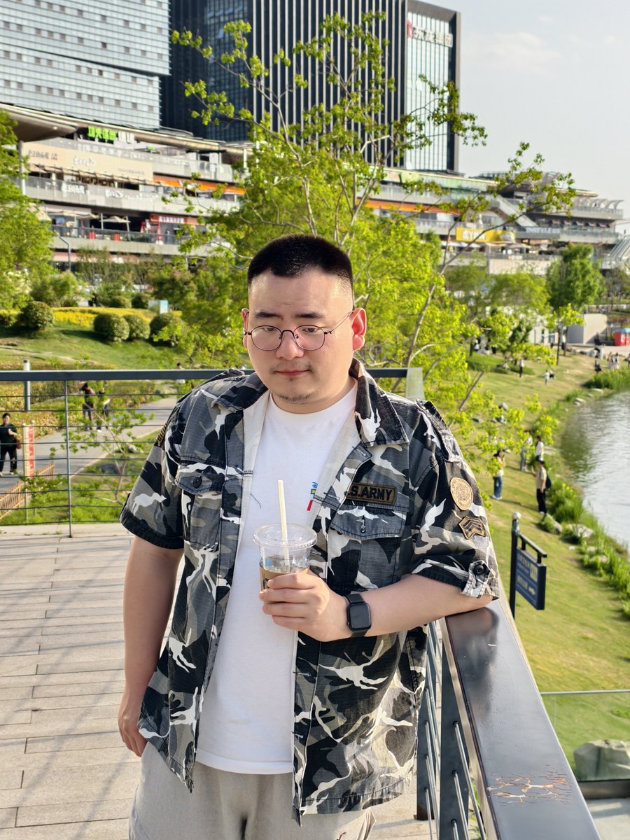 Downtime tweet media