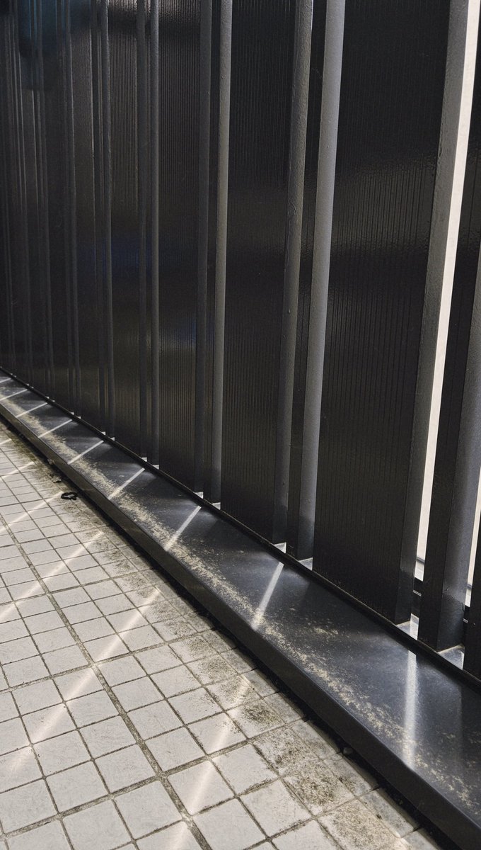 rei_16e_log's tweet image. 「ウォン・カーウァイのような世界観」

#写真好きな人と繋がりたい
#iPhone