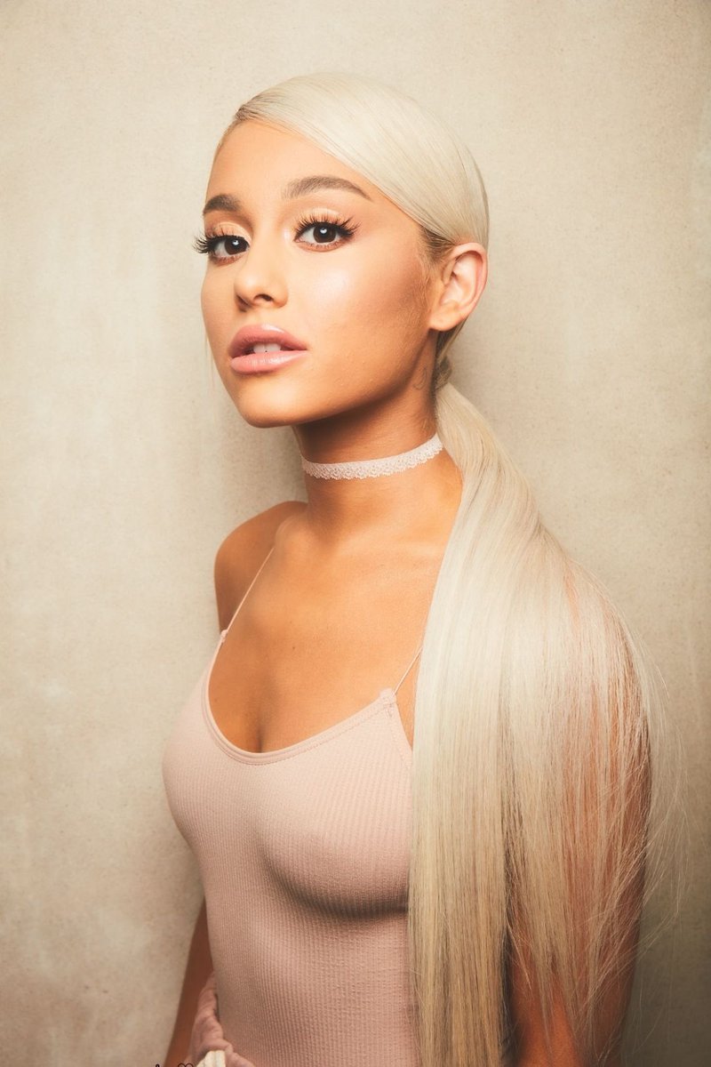 thearianaarmy tweet media