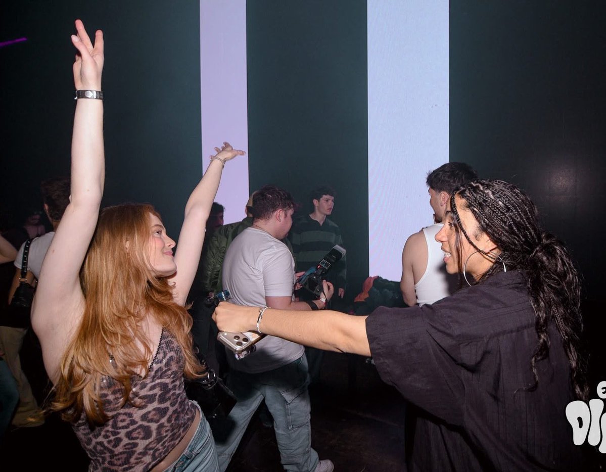 téyou out of context 🪻☁️ tweet media