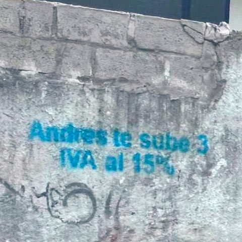 Te dijeron que Andrés Arauz te subiría el IVA al 15%. 

Son ellos quienes culpan a los otros de sus propias fechorías.