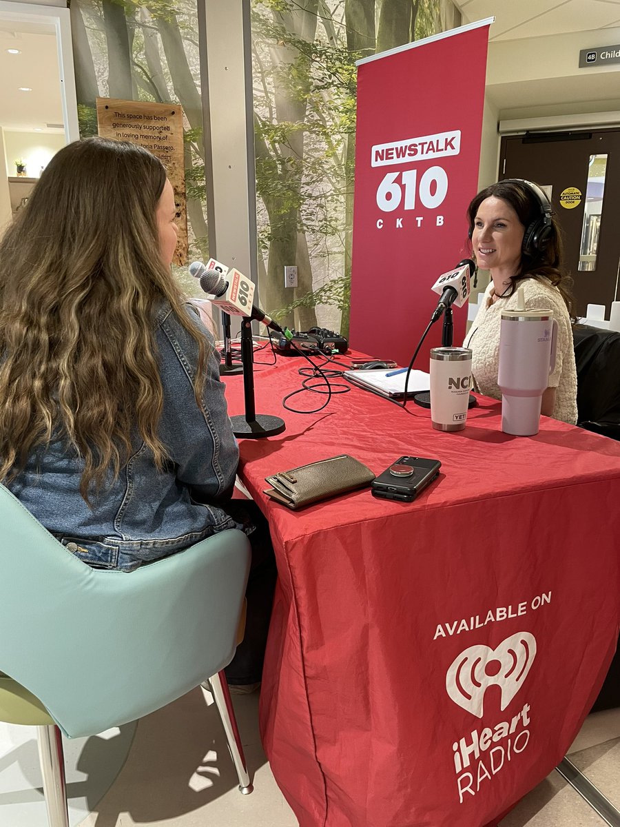 610CKTB's tweet photo. LIVE NOW | Steph sits down with #RonaldMcDonaldHouseSCO Family Room Alumni Robyn Dobson to discuss her experience using the room at Marotta Family Hospital, the RMHC location in Hamilton, services for children, and the importance of providing help to families in need #CKTBLive https://t.co/QeFzoG2iru