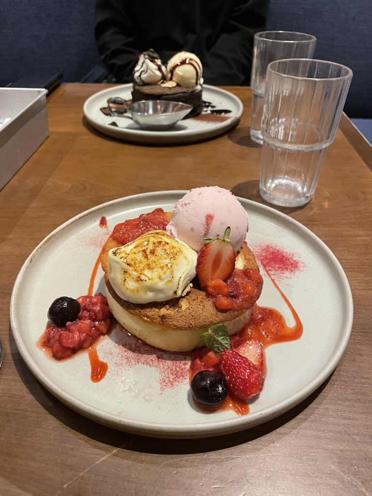 sの子«(˙˙ )( ૢ ͈̄ ͈̄ ૢ)»☄️🍳 show_light tweet media