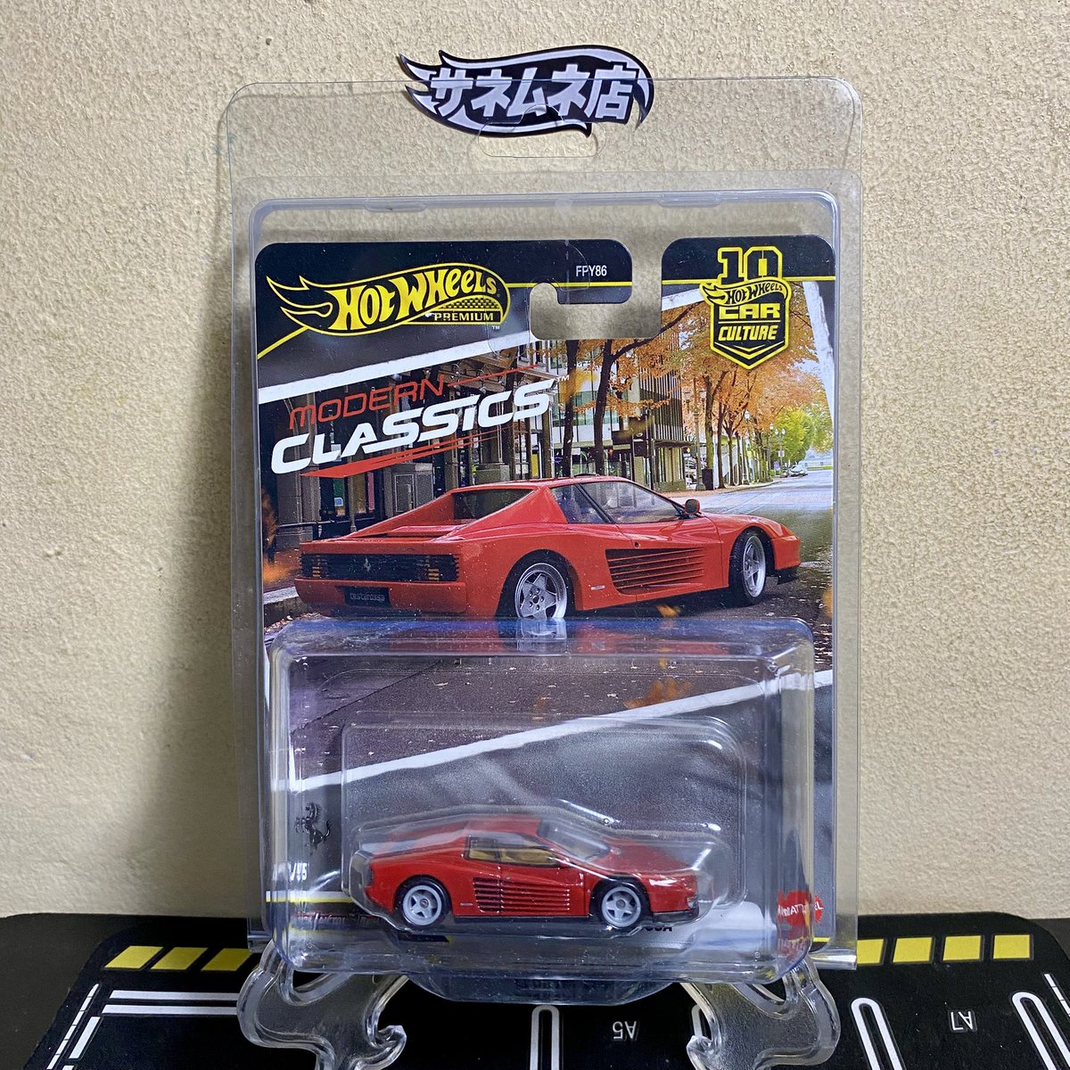 sanemune's tweet photo. FERRARI TESTAROSSA | HOT WHEELS MODERN CLASSICS 2026 | FREE CARD PROTECTOR

- condition: carded
- item no: 2/5
- opening parts: -
- suspension: -
- rubber tires : yes
- shipping with care and safely

payment:
- direct transfer
- marketplace + 18% adm
- cod kota bekasi / jakbar https://t.co/5SwRX3HSBJ