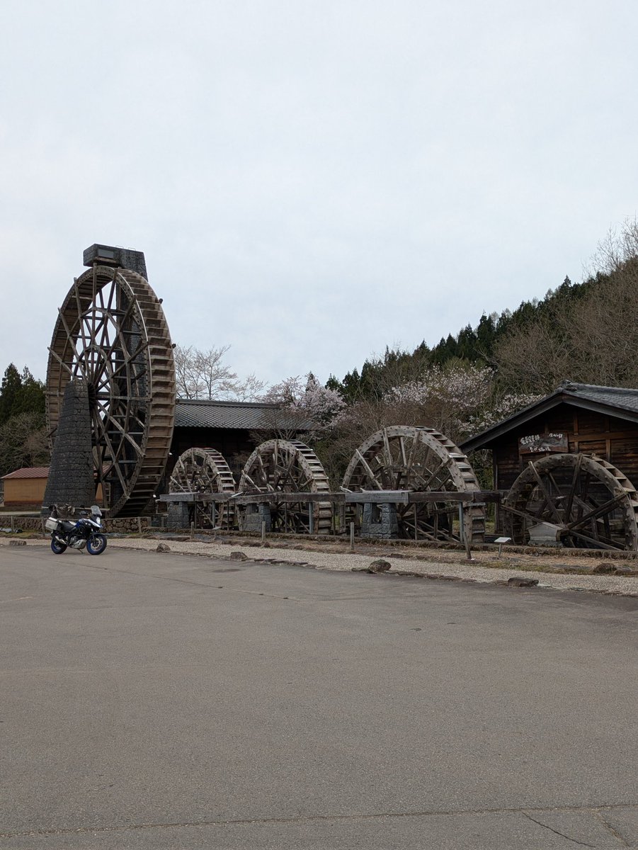 モブおじさん tweet media