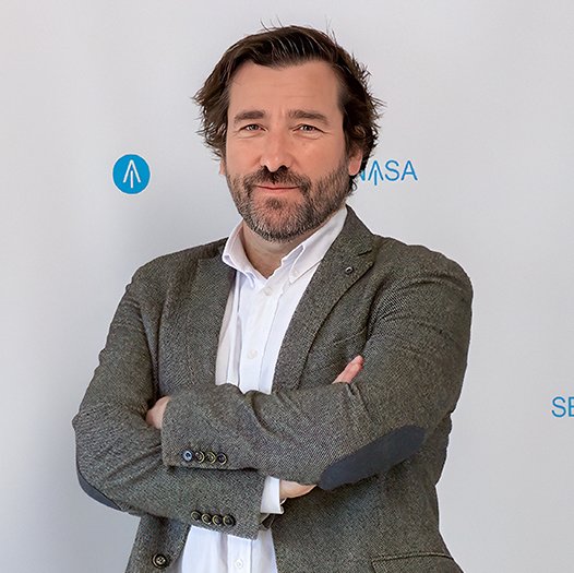 SENASA_Spain's tweet image. ✈️✅El #SistemaDeNotificaciónDeSucesos (#SNS) de @AesaSpain, gestionado por @SENASA_Spain, es referente y herramienta clave para la #SeguridadOperacional.
📰 Borja Puerta de @SENASA_Spain nos explica todo en esta entrevista 👉bit.ly/4vy1x3g
#PESO #Reporting #CulturaJusta