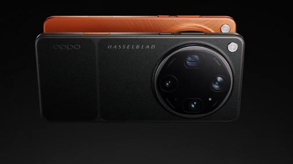 HindiTechDaily's tweet image. Oppo Find X9 Ultra लीक: 🤯 7050mAh की विशाल बैटरी और 200MP ट्रिपल कैमरा सेटअप! Snapdragon 8 Gen 5 के साथ लॉन्च होने वाला ये फोन फ्लैगशिप सेगमेंट में धूम मचाने वाला है। 🚀 #OppoFindX9Ultra #SmartphoneLeak #TechIndia hinditechdaily.com/2026/04/oppo-f…