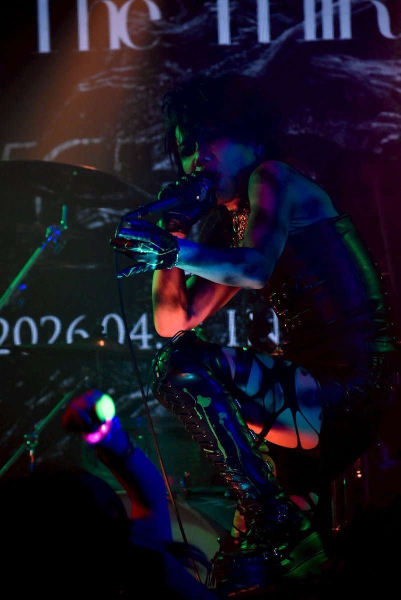 The THIRTEENツアーPSYCHOGRAPH千葉公演ありがとうございました！初のライブハウス稲毛K's DREAM。素敵な箱の中、互いに求め合う声に幸せを感じました。明日も宜しくです！