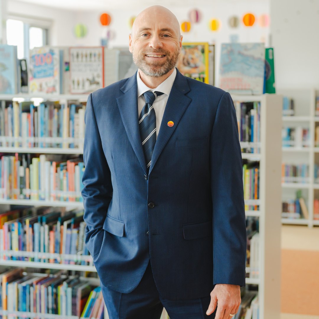 edarabia's tweet image. Personalised pathways allow students to explore their strengths, passions, and leadership skills through academics, service, and co-curricular experiences. 

#EdTalk #Education #StudyTips

@DunecrestDubai 

Click the link to read more: edarabia.com/michael-robert…