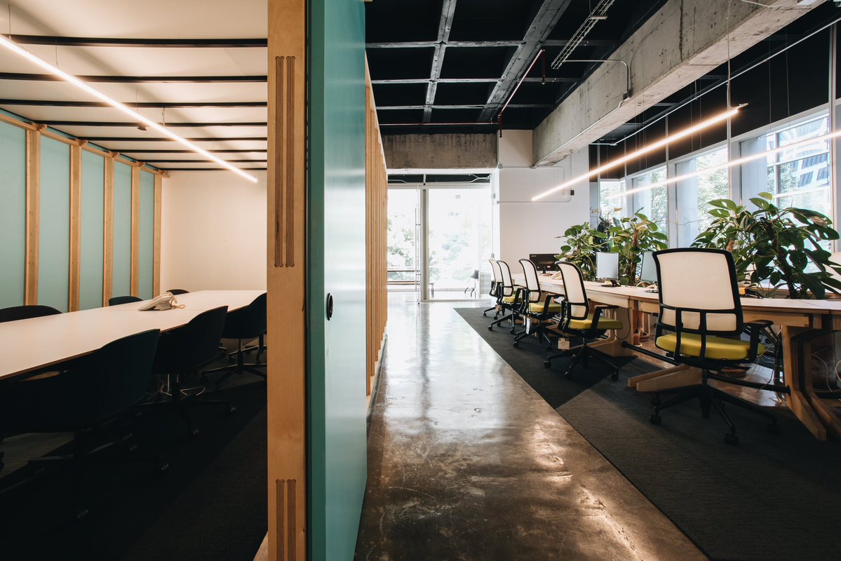 xamploo's tweet image. Amexcap (2018)
Nápoles, Mexico City

#interior #architecture 

Esteban Sepúlveda

Fast-built, fully CNC-fabricated open-plan office. Custom desks, booths, and all elements designed for quick assembly.

#arquitectura #xamploo