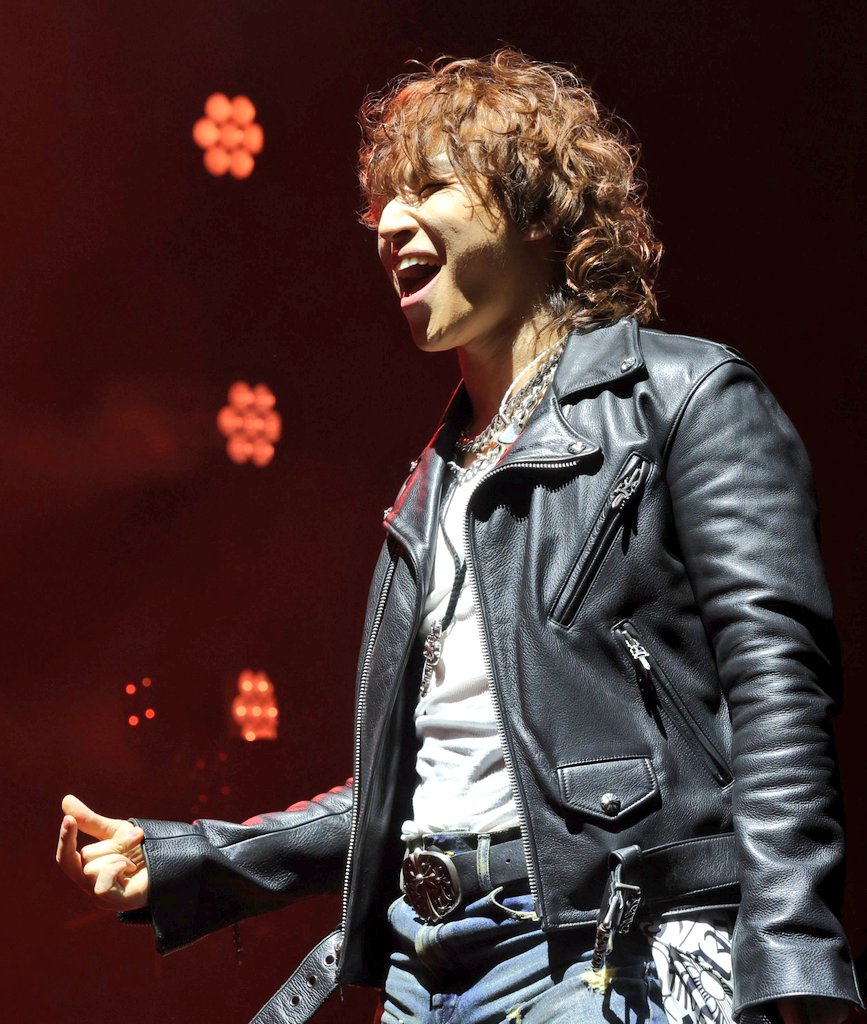 ds_loving's tweet photo. 普段の優しい笑顔のテソンくんとステージでキラキラオラオラなテソンくんが好きすぎて毎日ヤバイ、テソンくんヤバイ、かっこいい、すきあいしてる、くほすき、ぽれすきって口に出しちゃってるからね。あぁもう幸せっ！！！ https://t.co/cgebL5GBwU