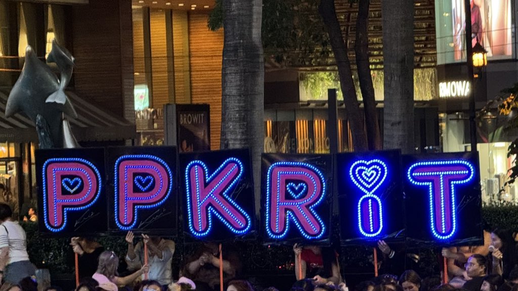 ชกล. tweet media