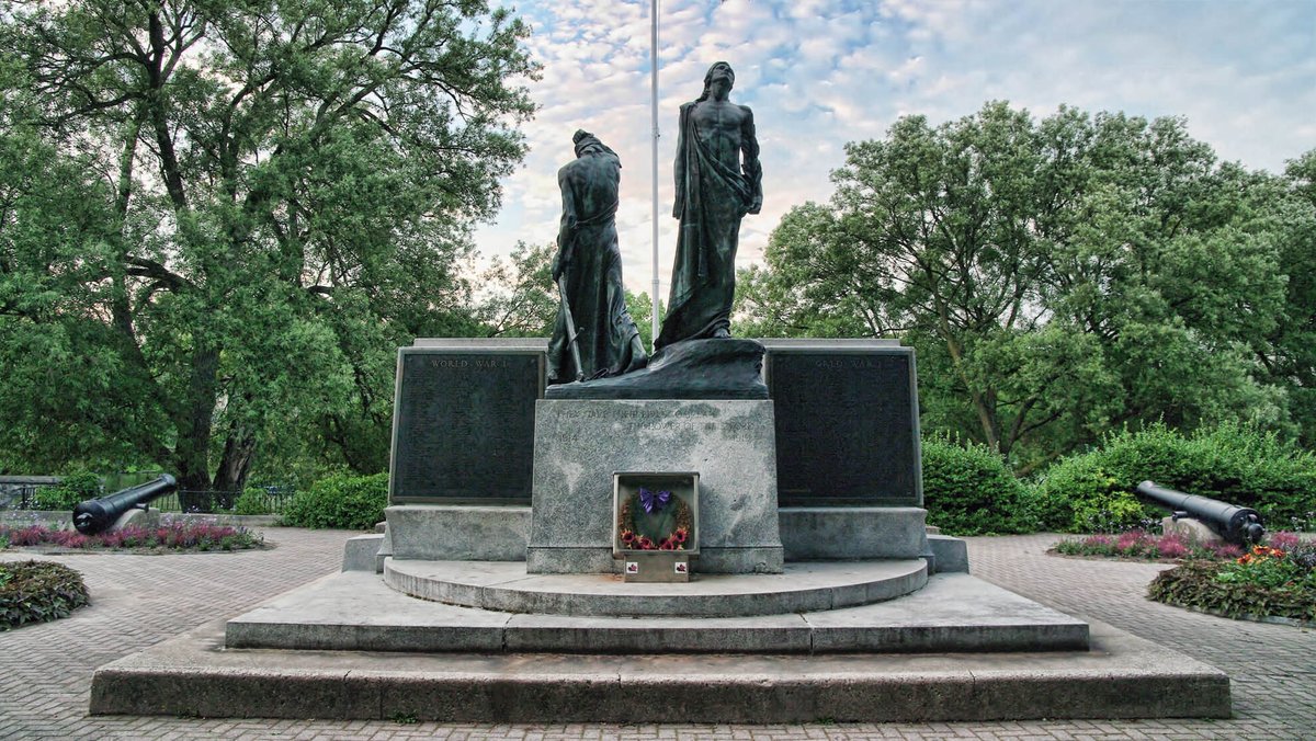Warmemoria52861's tweet image. Stratford War Memorial, Ontario - warmemorialstories.com - War Memorial Stories is a methodical digital archive dedicated to preserving the personal narratives behind local war memorials. #Stratford #Ontario #Canada 🇨🇦