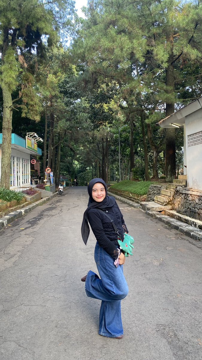 riss ೀ tweet media