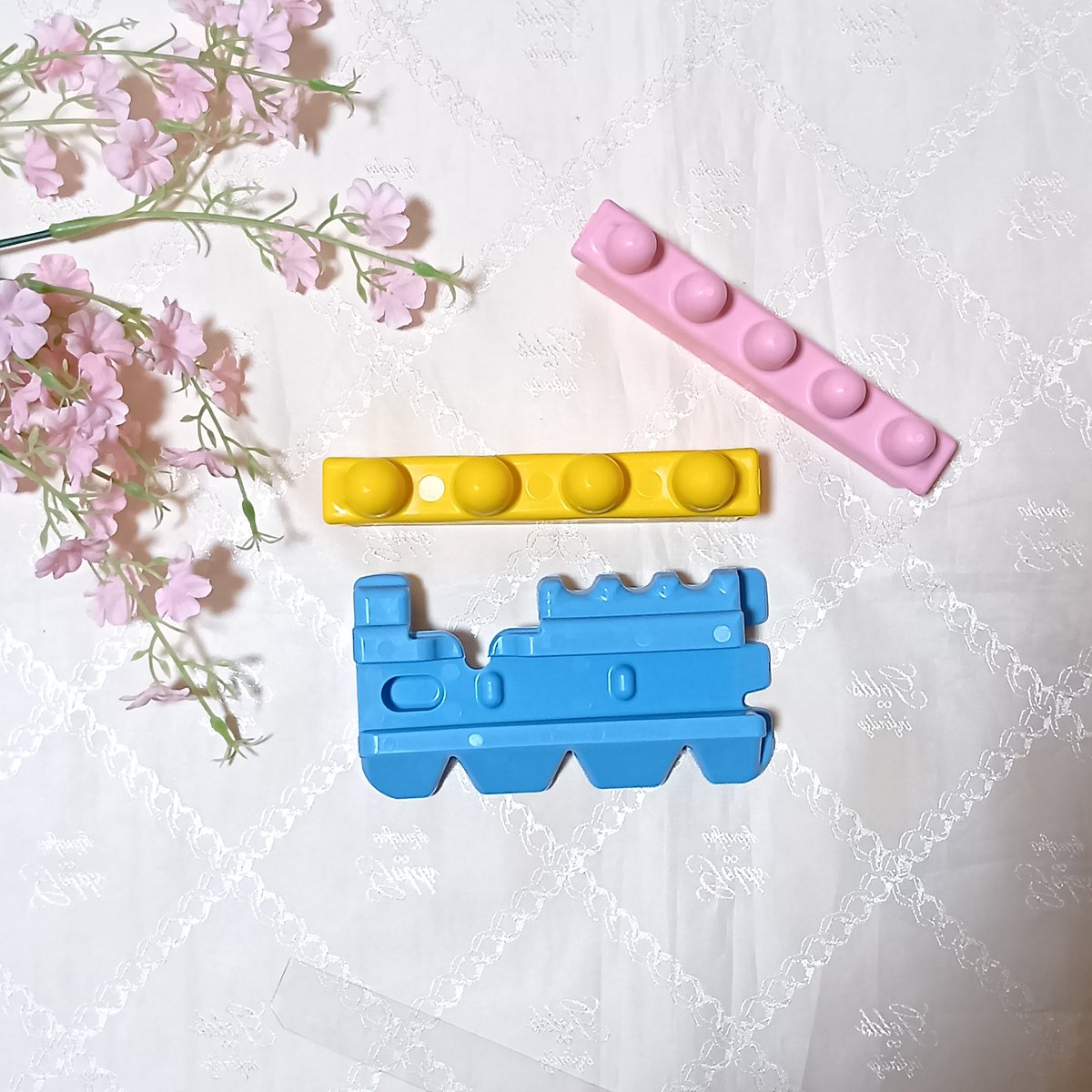 teatea112233's tweet photo. モニターステーションのモニターキャンペーンでもらったコリトレルーノについてのレビューです。深層筋にアプローチする指圧代用器具。気持ちよいところに当てて脱力するだけです。
#モニターステーション #PR #コリトレルーノ #肩こり #腰痛 #足ツボ #ふくらはぎ #むくみ https://t.co/fZx9fyhpEh