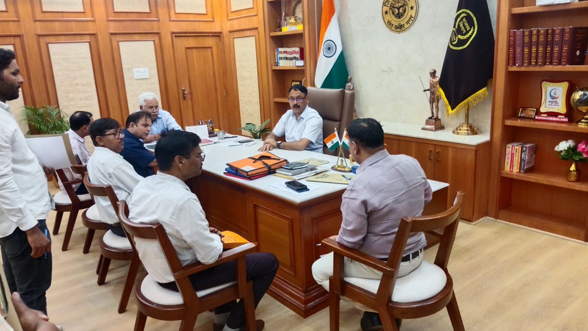District Magistrate, Sant Kabir Nagar tweet media