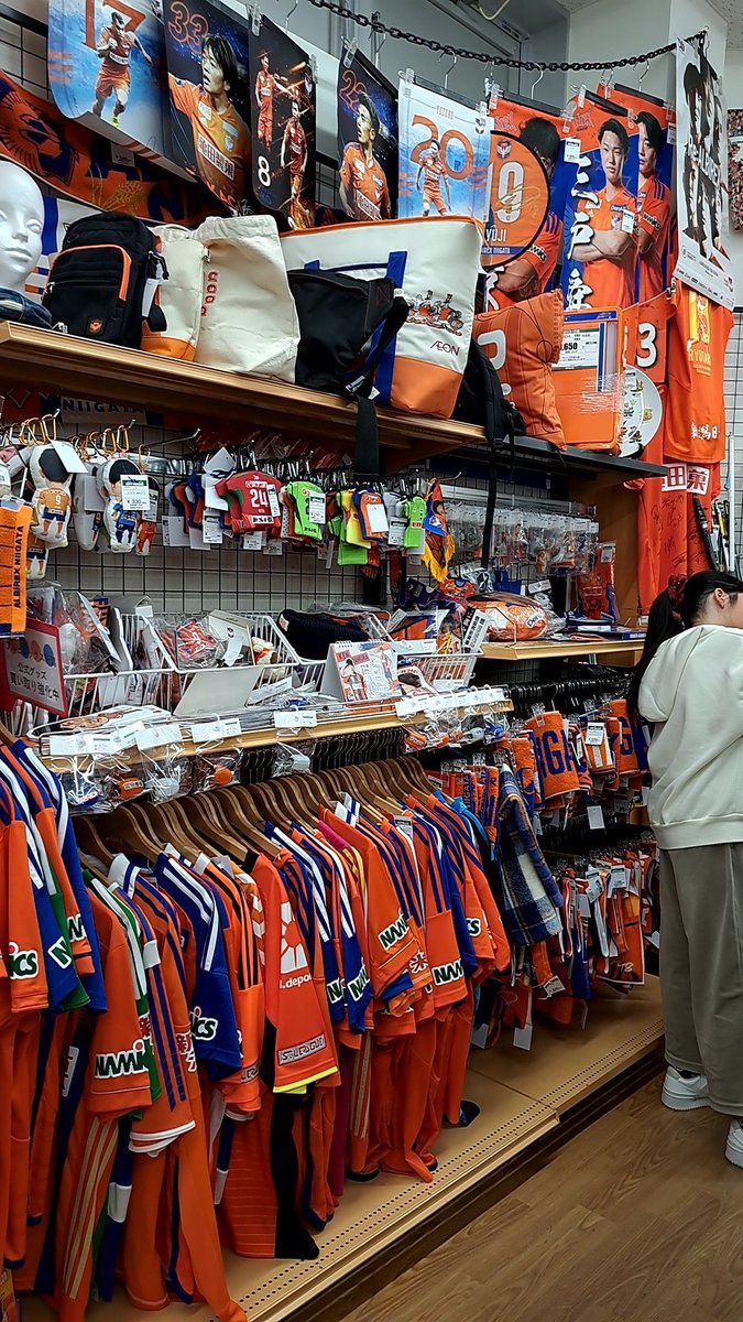 デンぞう tweet media