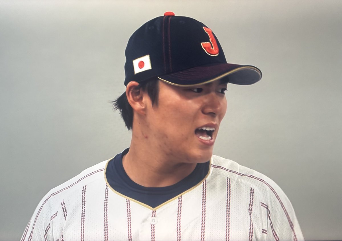 popopochan0527's tweet image. ニコニコしてたのにグローブ忘れたの気づいてやべってなる由伸が可愛すぎた

#netfix