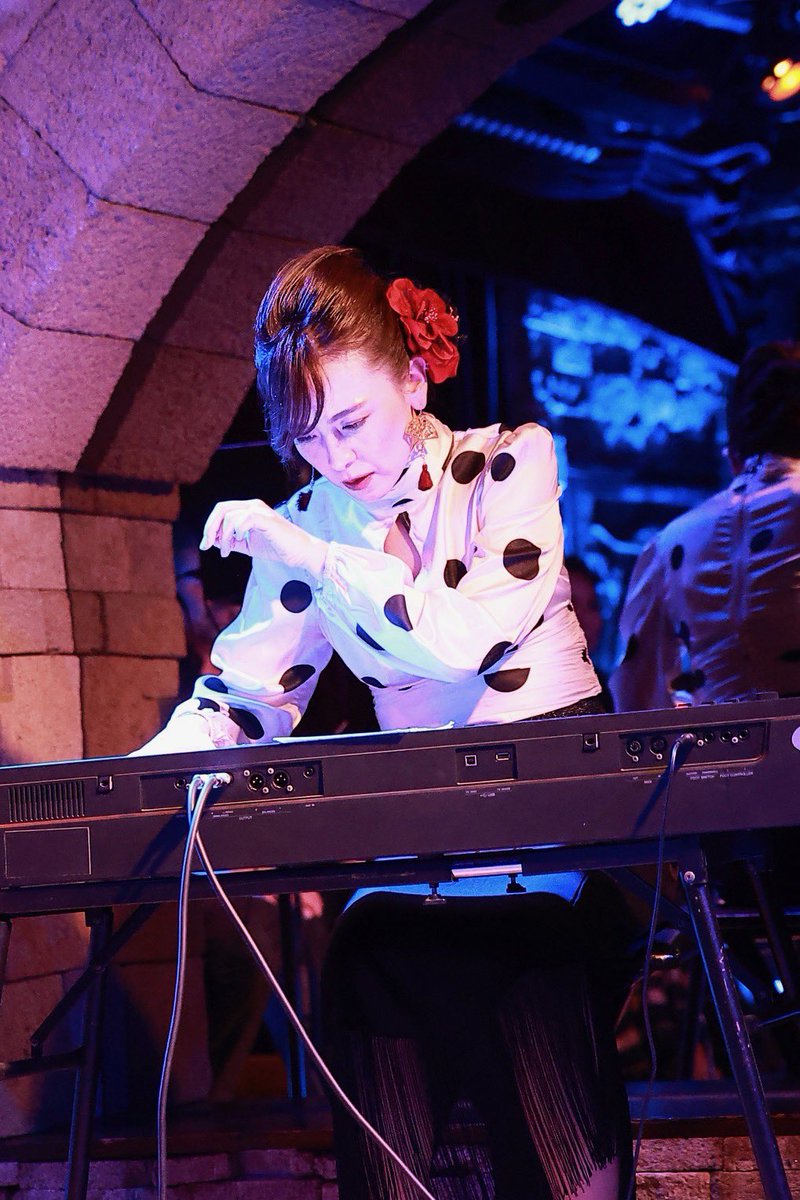杏梨/𝑨𝒏𝒍𝒊.𝑷𝒇/Pianist&Composer tweet media