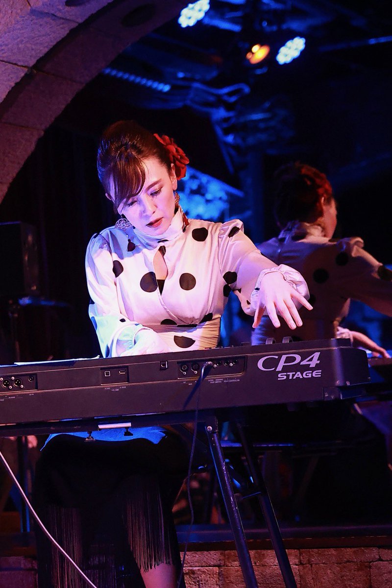 杏梨/𝑨𝒏𝒍𝒊.𝑷𝒇/Pianist&Composer tweet media