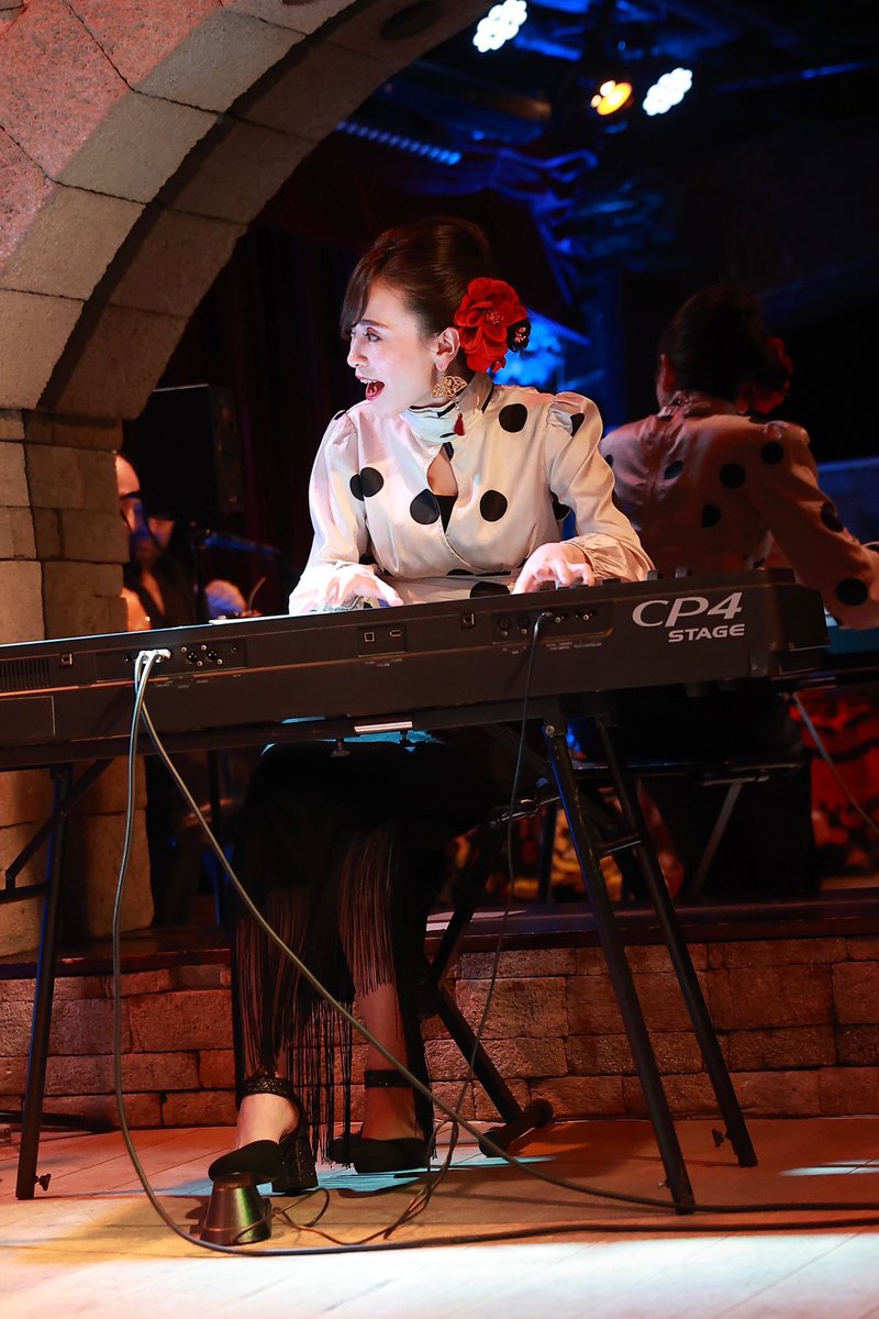杏梨/𝑨𝒏𝒍𝒊.𝑷𝒇/Pianist&Composer tweet media