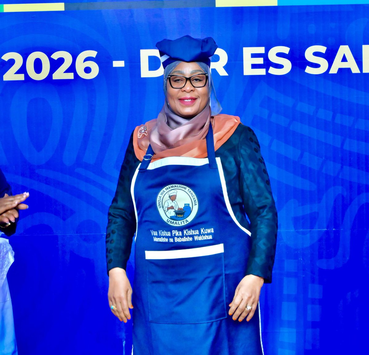 Stori za Pombe 👽 tweet media