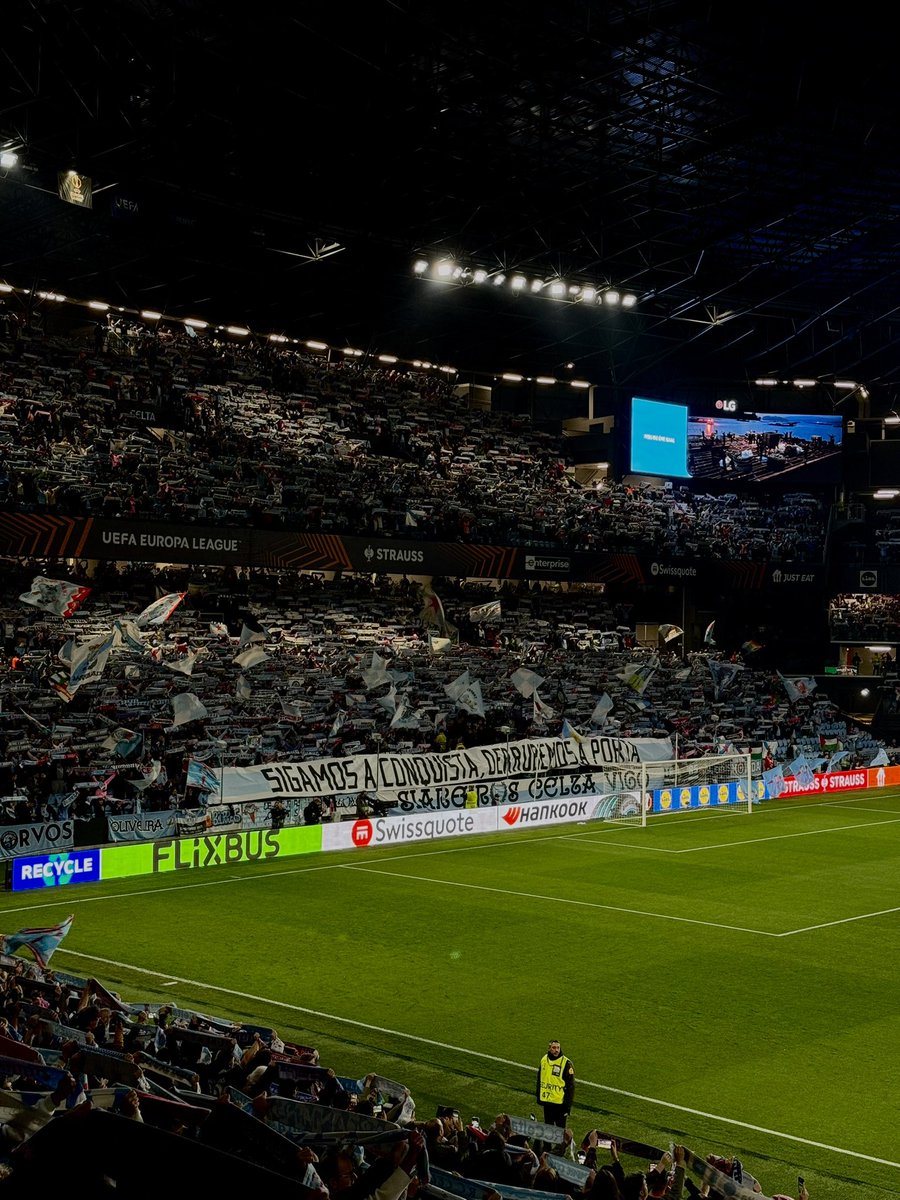 danarisgz's tweet photo. Fotiños do Celta-Lyon https://t.co/EooyNbcDmu
