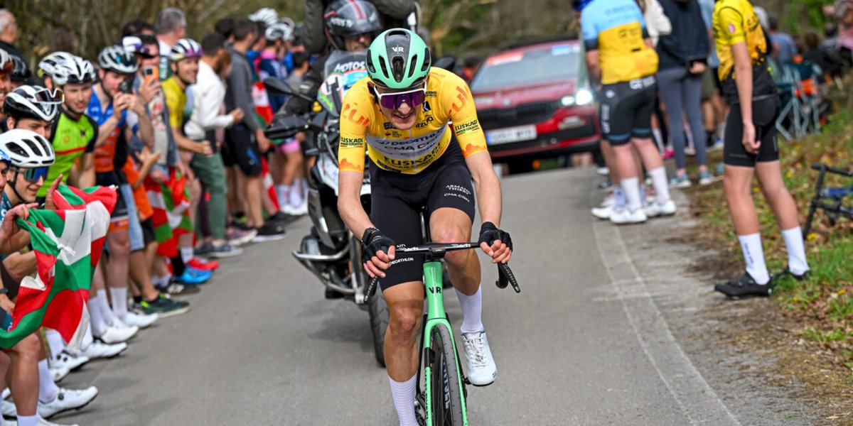 WielerFlits's tweet image. Net geen drie minuten. Veel langer doen de beste klauteraars niet over de Muur van Hoei. 

Maar o, wat zal het woensdag weer pijn doen tijdens de Waalse Pijl. We blikken vooruit! 👇

wielerflits.nl/nieuws/voorbes…

🇧🇪 #wielrennen #koers #cycling #FlecheWallone