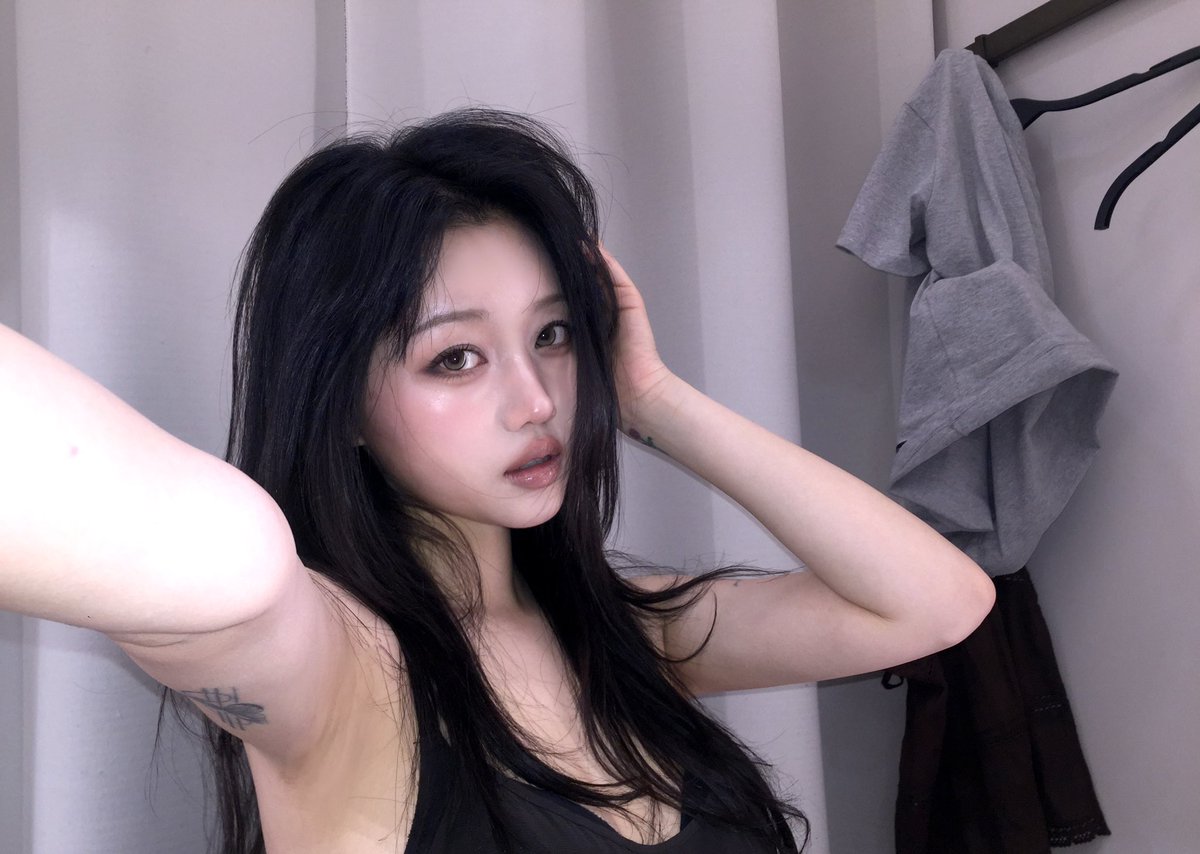 채채 tweet media