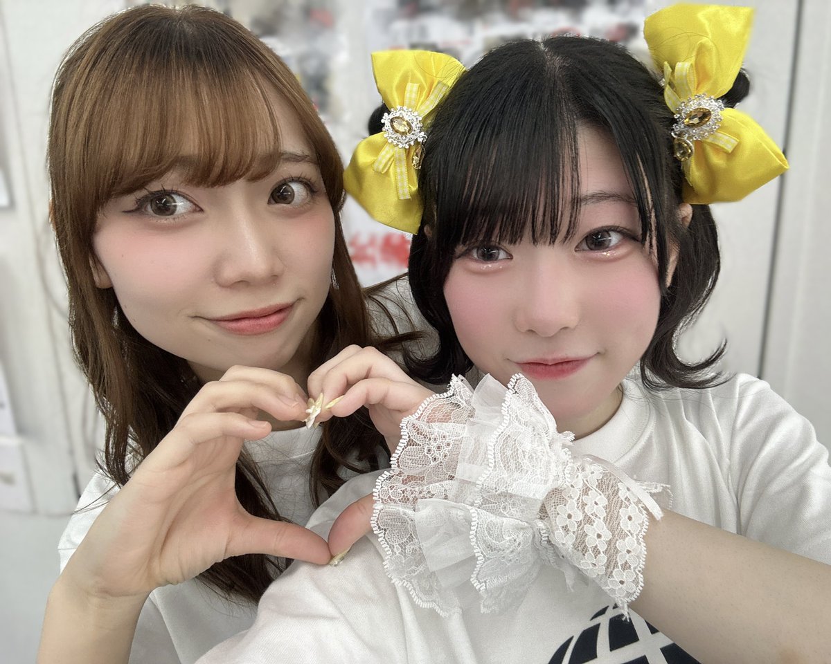 _mano_mim's tweet photo. コロラボフェス全員とツーショ撮るぞチャレンジ5️⃣
みさきちゃ〜んᐢᴖ ·̫ ᴖᐢ💚
最近のんのんまのんって呼ばれるカワイイネッ
#COLONYLAB
#清麗使命女子 さん
#めいみー https://t.co/e51Gw7jkR1