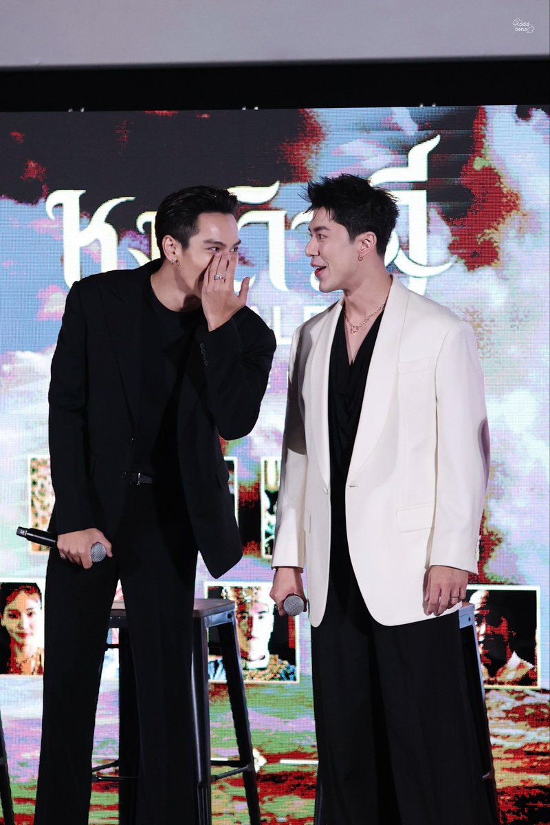 ค้าบบบ

#สิ้นแสงสุริยาลาอุตตรายัน 
 #หงสาวดีFINALEP