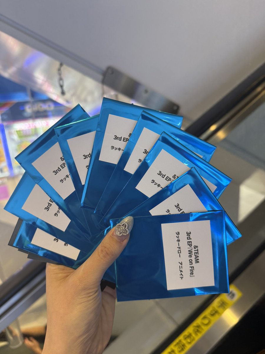 may mayu tweet media