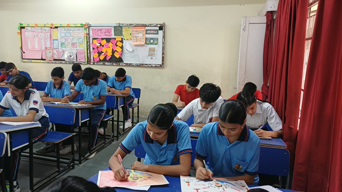 bn_hisar's tweet image. NCC Cadets celebrating World Creativity &amp;amp; Innovation Day 🎨💡✨
Igniting ideas, showcasing talent &amp;amp; teamwork 🌟
Creative minds shaping a brighter tomorrow 🚀🇮🇳
#NCC #Creativity #Innovation