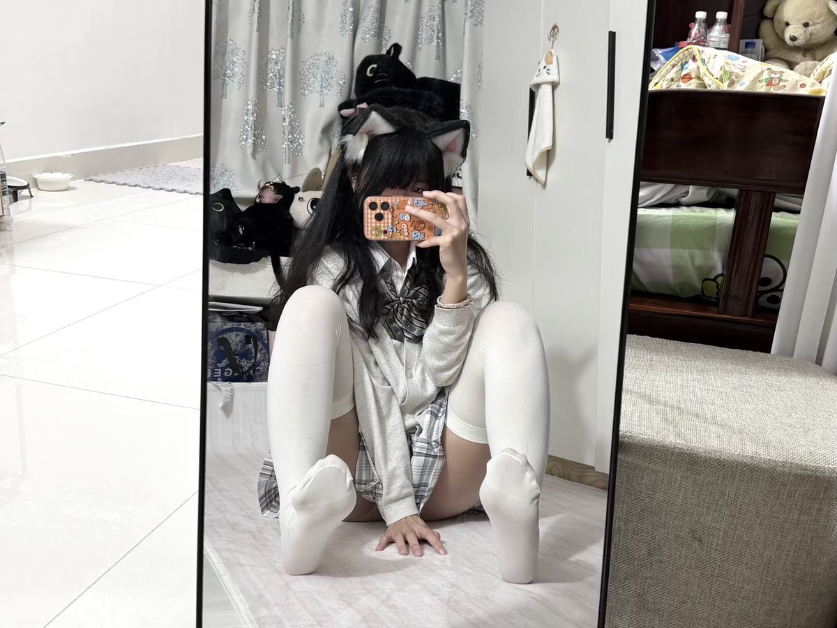 两眼一挣就是干 tweet media