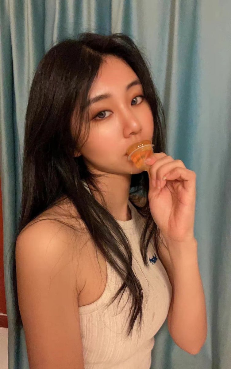 鹅不想乖 tweet media