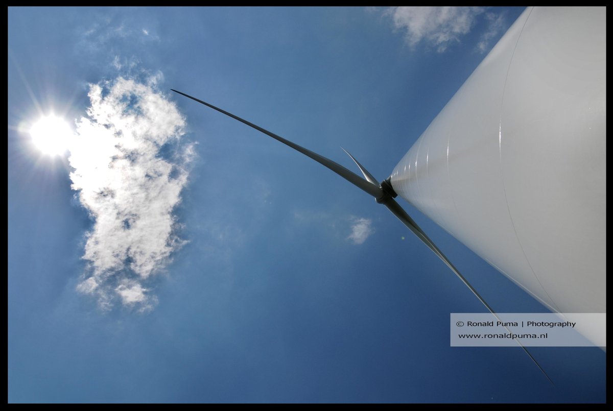 RonaldPumaPhoto's tweet image. Ze hadden wat EERDER met #zon- en #wind #energie moeten beginnen zoals ik in 1981 schreef (45 jaar geleden), dat was beter voor het #klimaat geweest en er was geen afhankelijkheid van #olie en #gas geweest. #economie #politiek. #Hormuz #Iran.