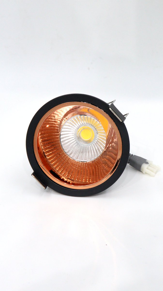 Thelightconnect's tweet photo. Looking for the perfect spotlight?
Solara Light is your answer 💡
High brightness. Premium finish. Long-lasting performance.
#BestLighting #SolaraSeries #LightConnect #LEDLights #HomeUpgrade #InteriorLighting https://t.co/5H8YqbnAW6