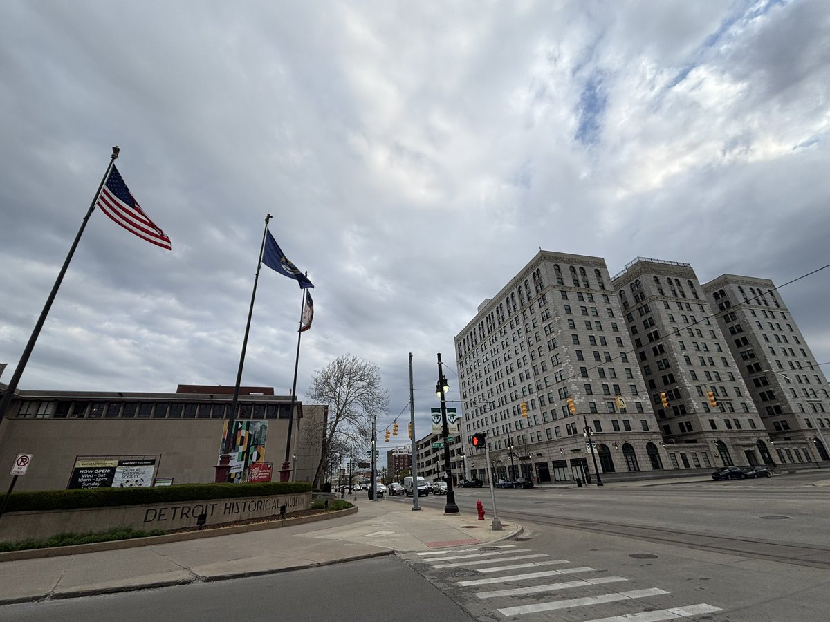 KoreaPistonsFan's tweet image. POV: tourist walking around Midtown Detroit #Detroit