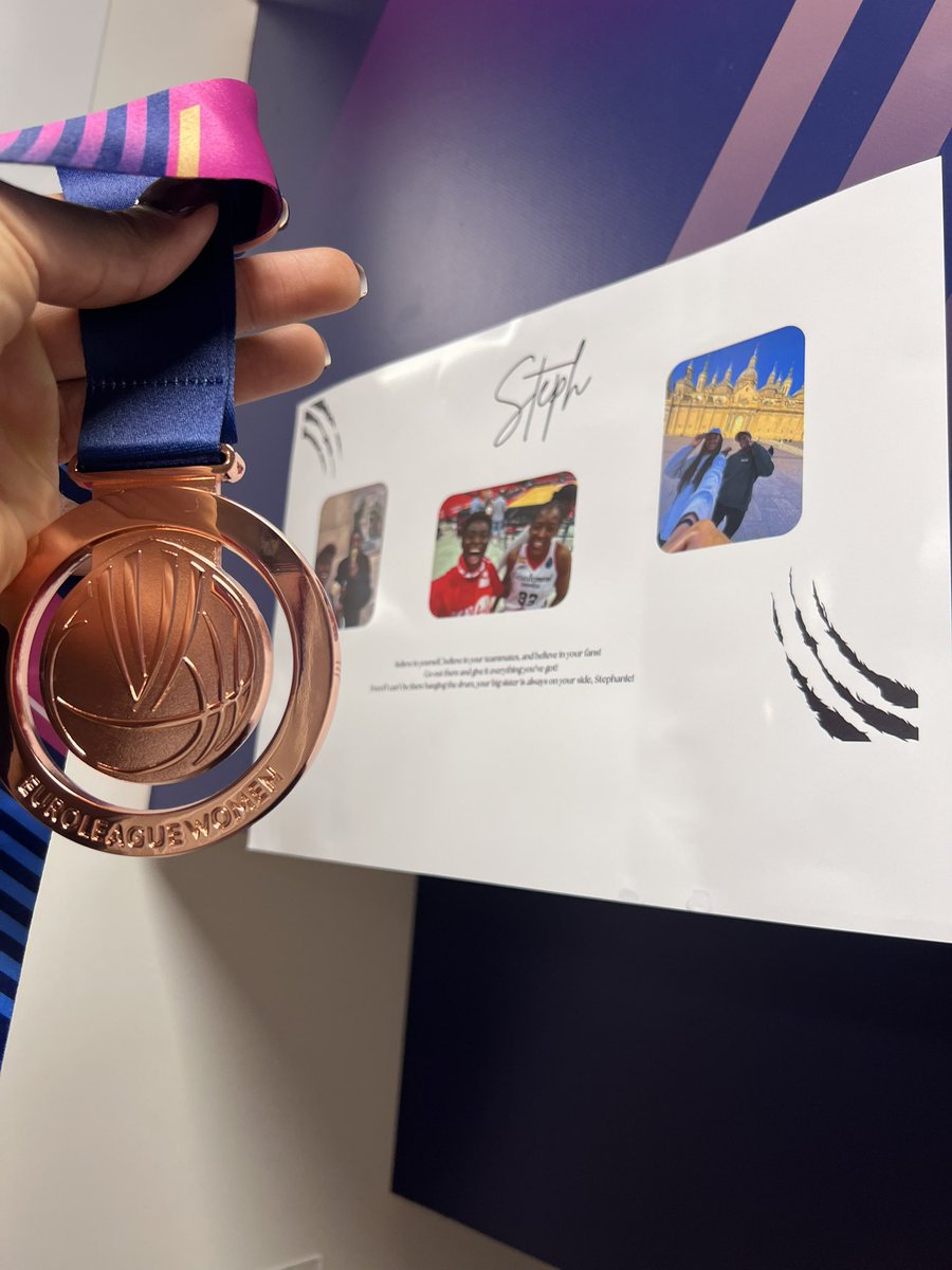 Stephanie Mawuli   馬瓜 ステファニー tweet media