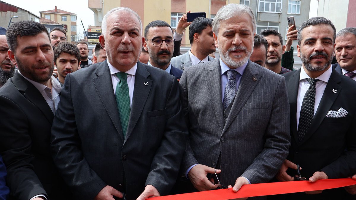 Pendik Orhangazi Mahalle Temsilciliğimizin açılışını büyük bir coşku ve birlik ruhu içerisinde gerçekleştirdik.

MKYK üyelerimiz, İl Başkanımız ve İl Başkan Yardımcılarımız, kadın ve gençlik kollarımız ile coşkulu bir açılış gerçekleştirdik.

Pendik İlçe Başkanımız Fatih Yavaş